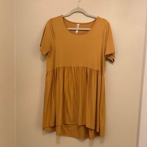Zenana Outfitters Golden Tunic Top